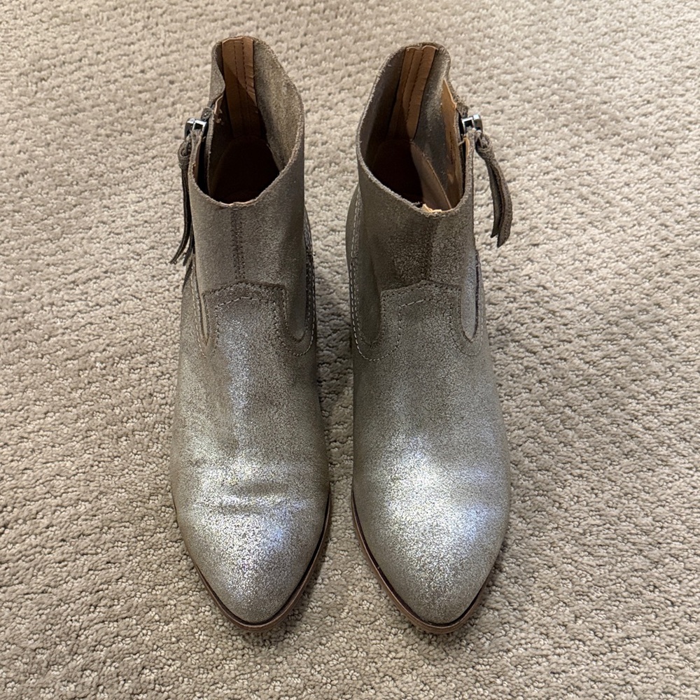 FRYE AND CO. Silver Shimmer Ankle Booties